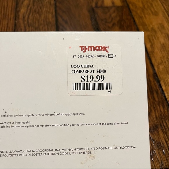 False Lashes - Picture 4 of 4